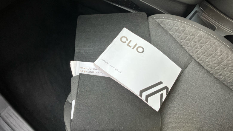 Renault Clio 1.0 TCe 90 Iconic Edition 5dr Petrol Hatchback